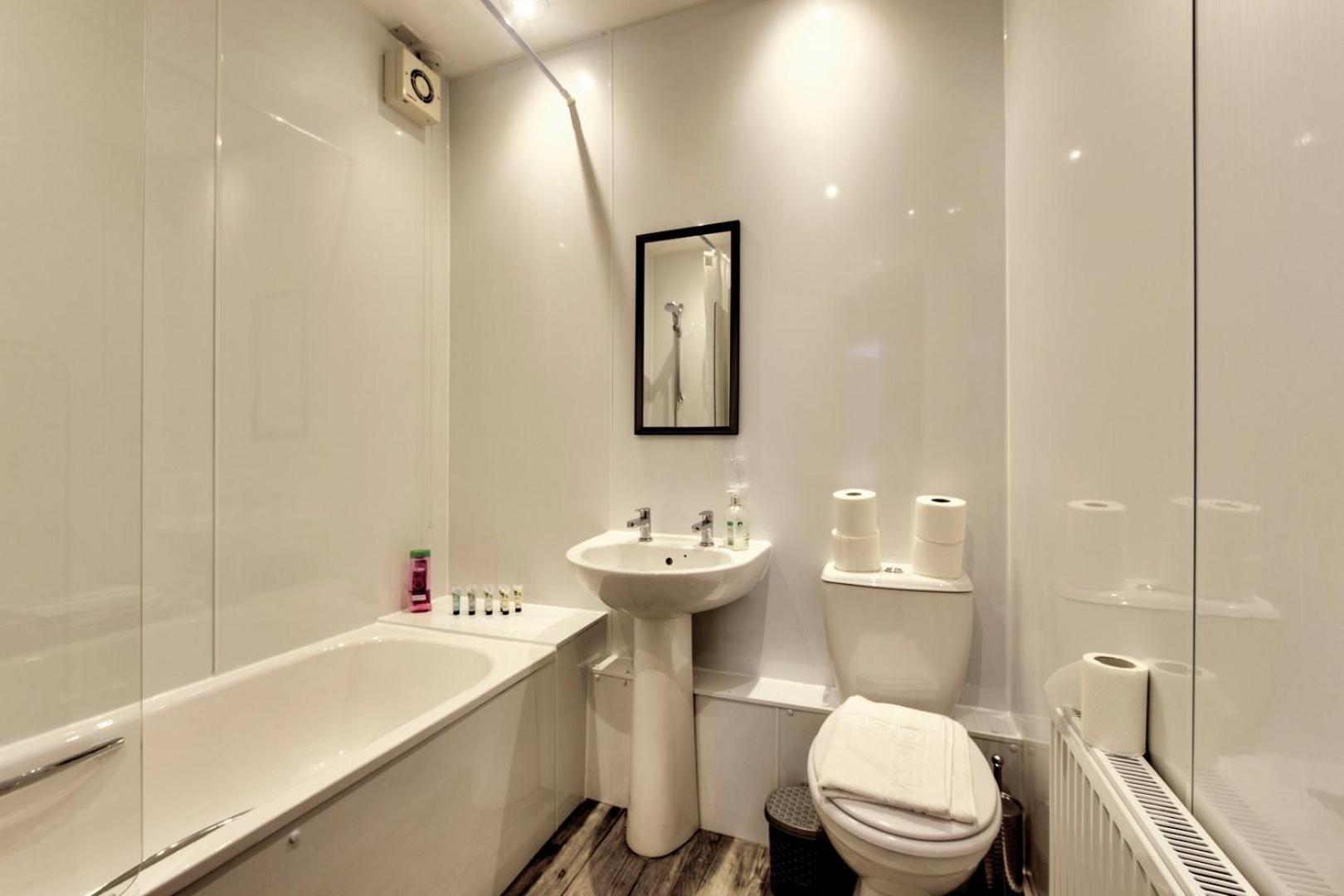 Appartamento Guestready - Bright & Airy 1Br Flat In Center Edimburgo Esterno foto